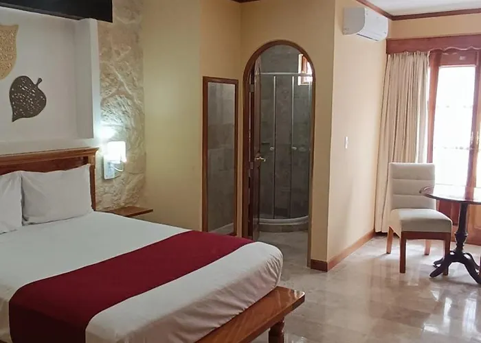 Deluxe King Suite